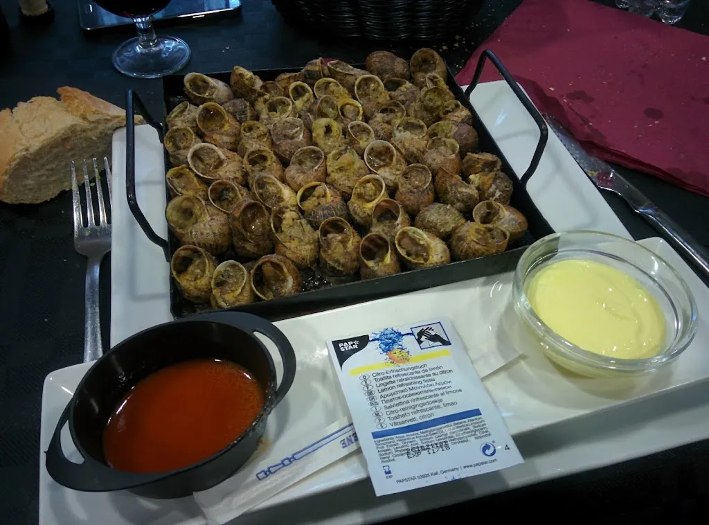 Joan Guisado i Gámez_BAR RESTAURANT LA COOPERATIVA_Alcarràs_review