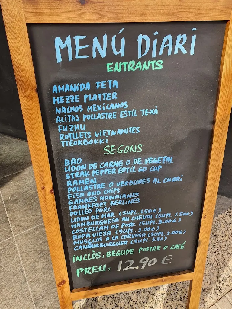 Menu_Eat the World Mollerussa_Algerri_image_3