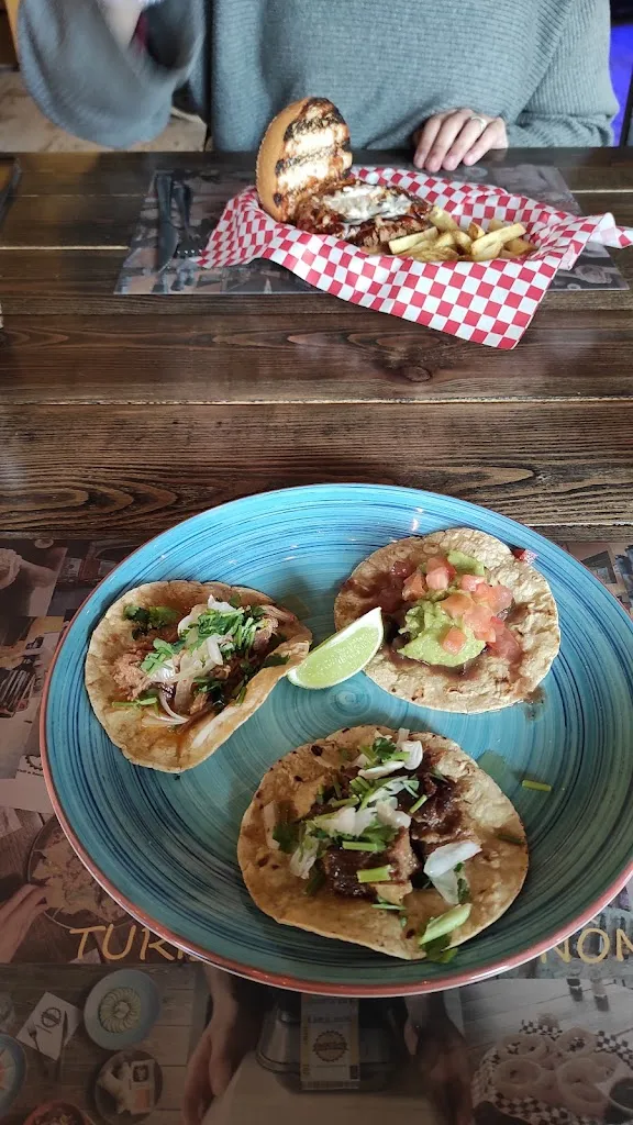 Menu_Eat the World Mollerussa_Algerri_image_5