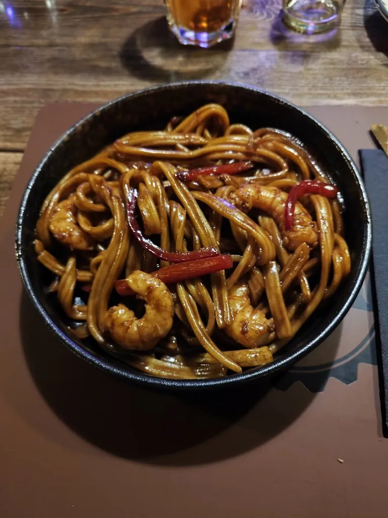 Karen Rojano Serrano_Eat the World Mollerussa_Algerri_review