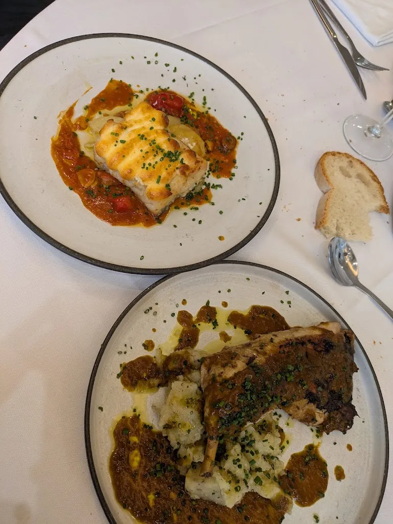 Noemi_Restaurant El Claustre_Algerri_review