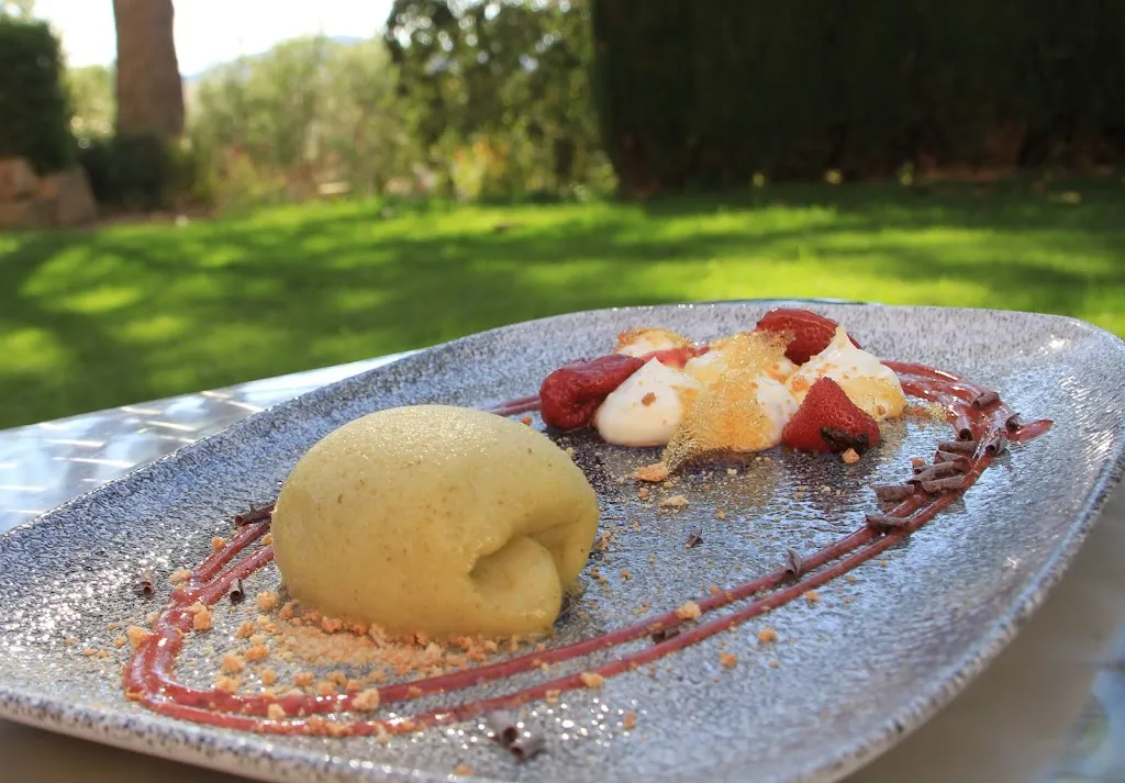 Restaurant El Claustre_Algerri_slider_image_2