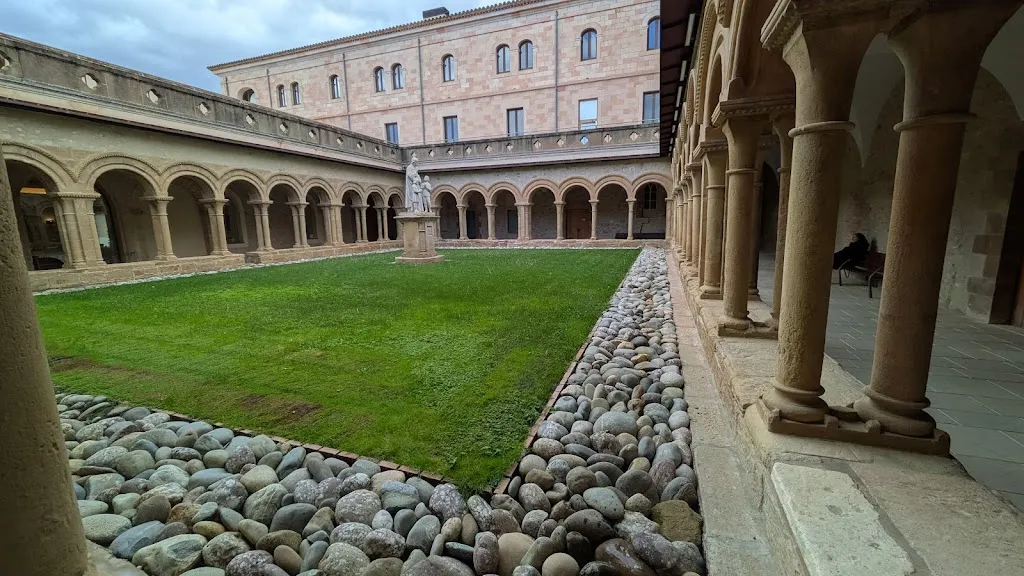 Restaurant El Claustre_Algerri_slider_image_3