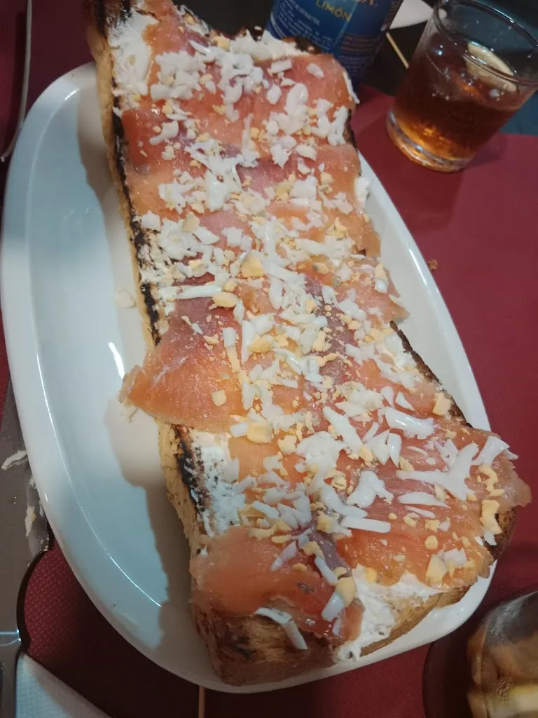 Jessica Manzano Rojas_Lo Txamfrà_Almacelles_review