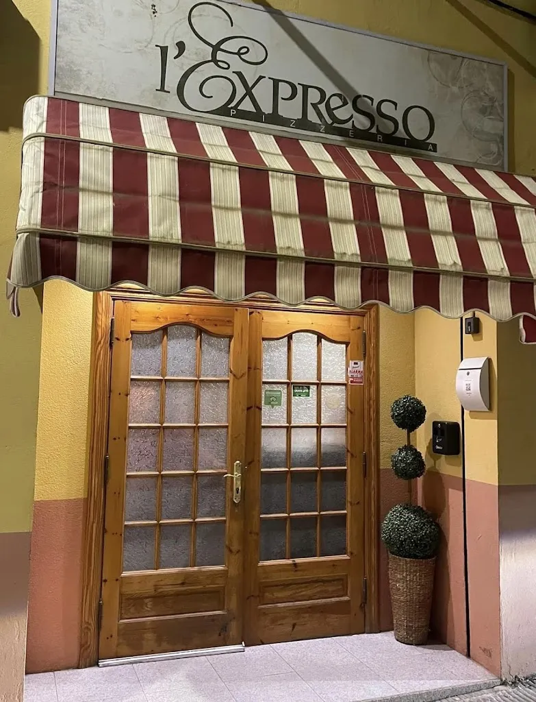 Restaurant Pizzeria L'Expresso_Almacelles_slider_image_3