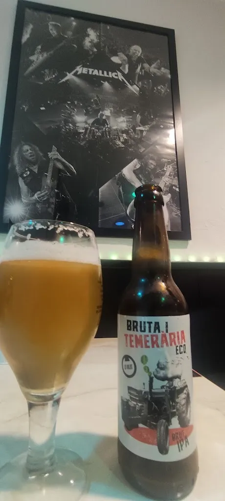 OSKAR T._Rock Bar la Fortu_Almacelles_review