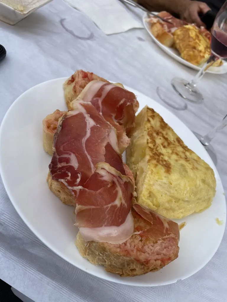 Quim Pujiula_Casa Pepita_Alpicat_review