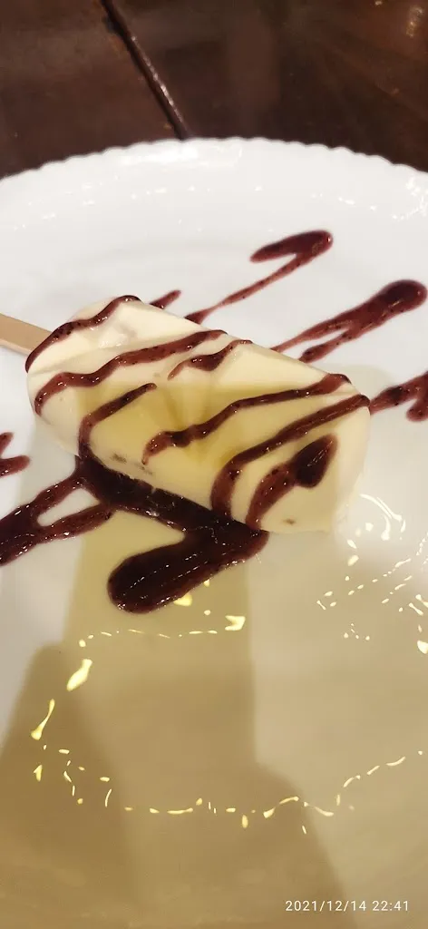 Iris G.A_Mainland Irish tabern_Alpicat_review