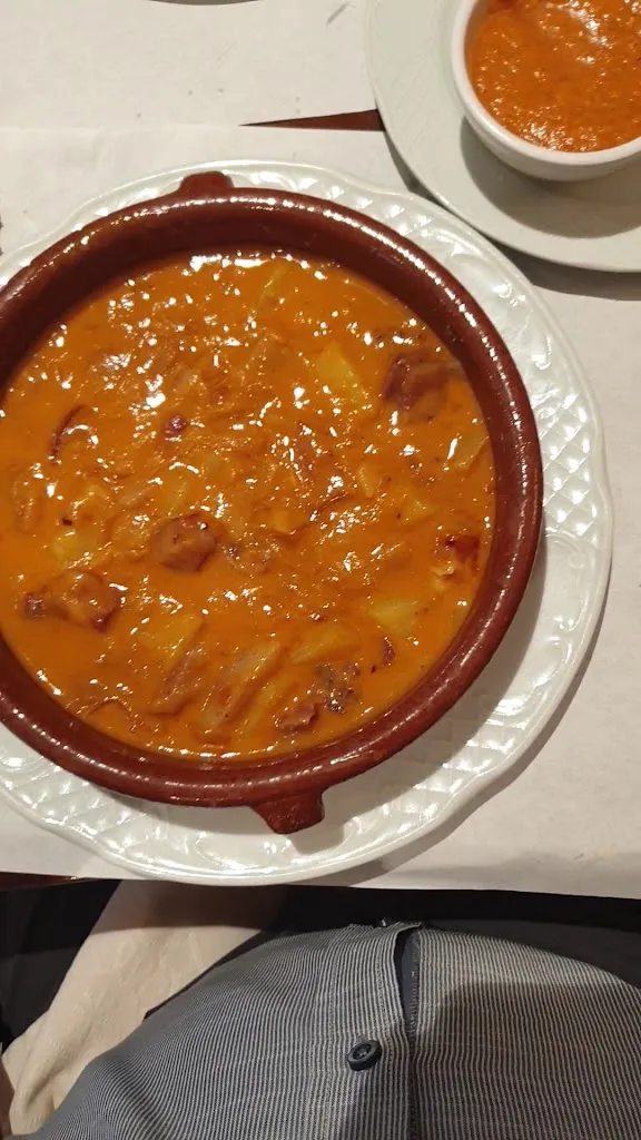 Hotel Restaurant Hostal del Carme_Anglesola_slider_image_1