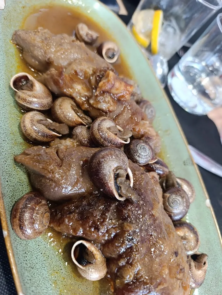 David Varón_El Poli Bar - Restaurant_Anglesola_review