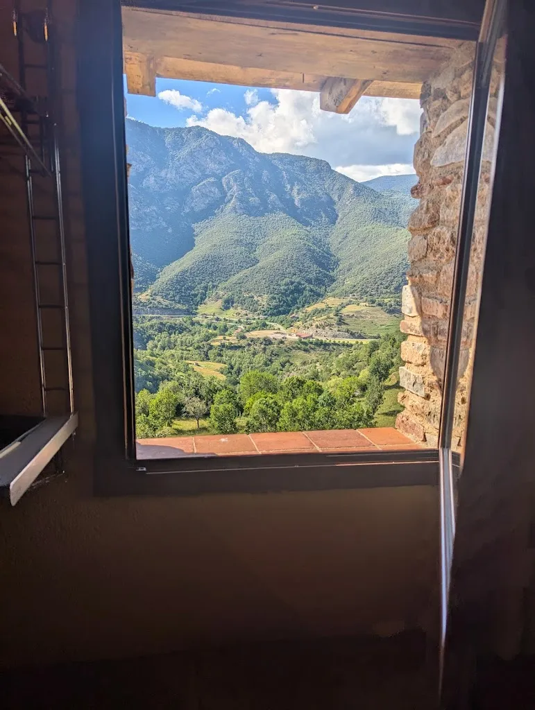 Michael Baker_Hotel Rural Font Del Genil_Arsèguel_review