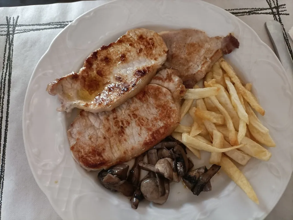 Menu_Hostal-Restaurant Muntanya_Artesa de Segre_image_6