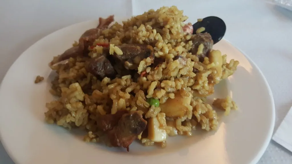 Petra Stefikova_Hostal-Restaurant Muntanya_Artesa de Segre_review