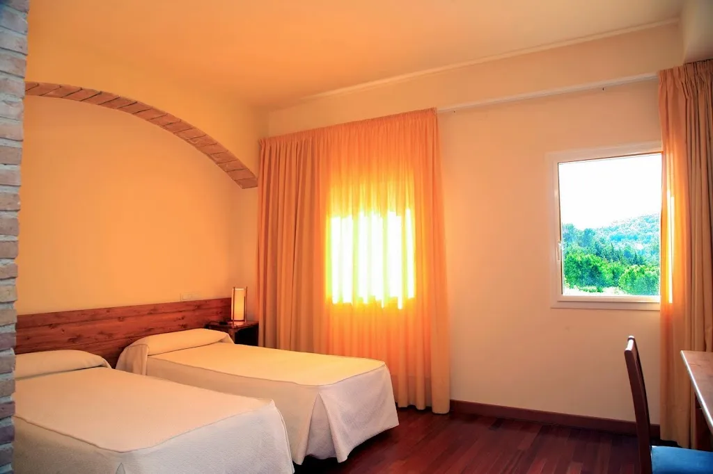 Monestir De Les Avellanes_Avellanes i Santa Linya Les_slider_image_3