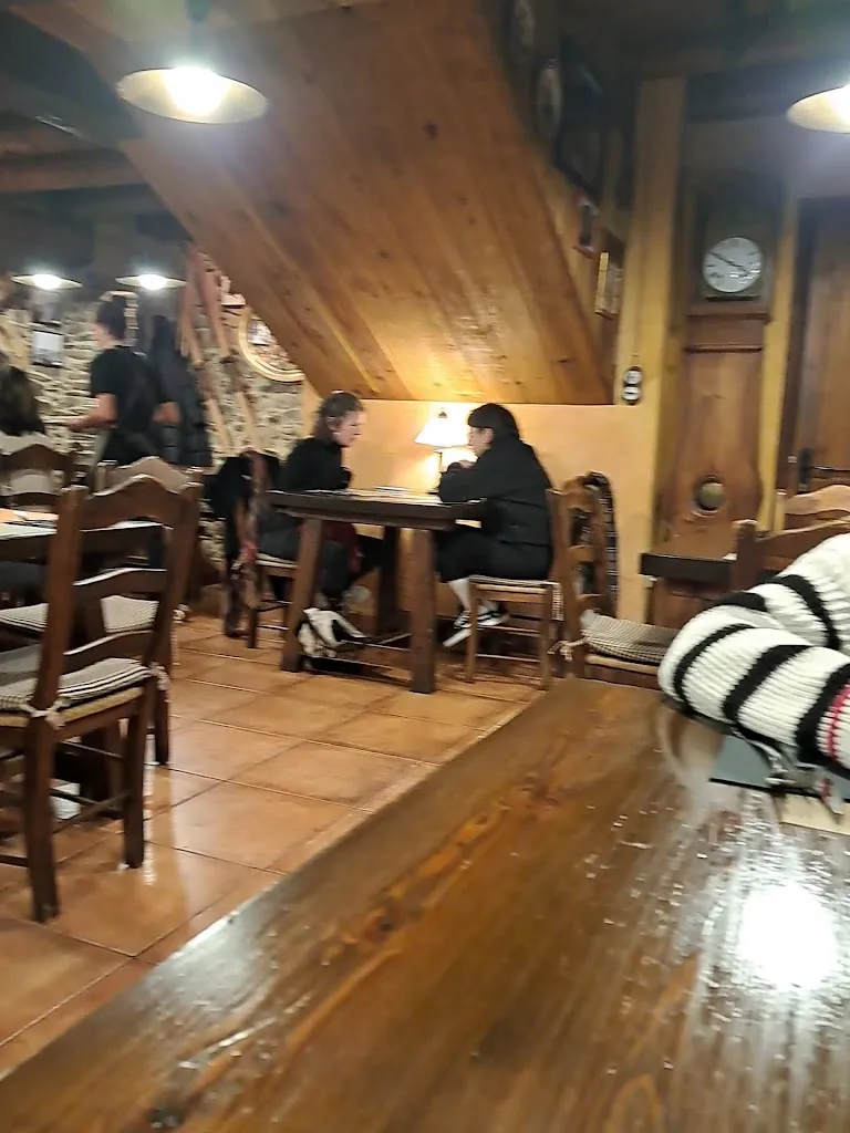 Braseria L'Esquella_Alt Àneu_slider_image_2