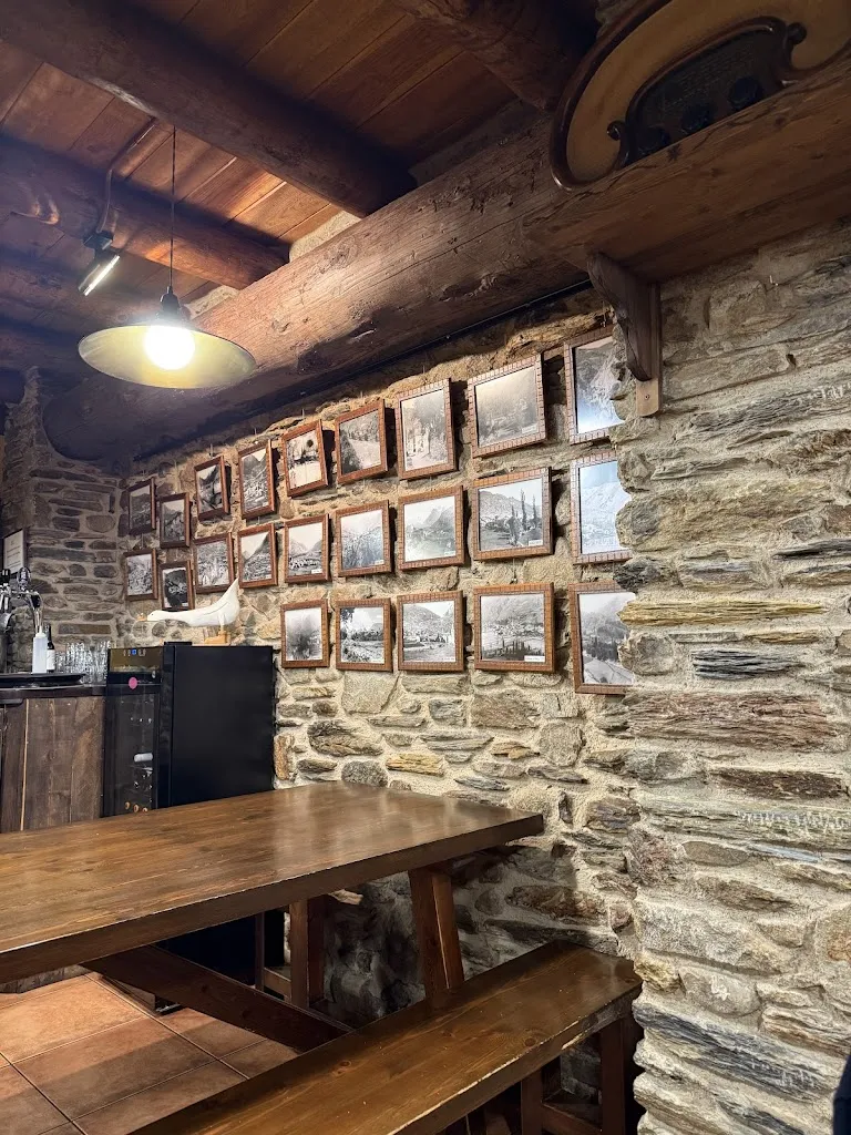 Braseria L'Esquella_Alt Àneu_slider_image_3