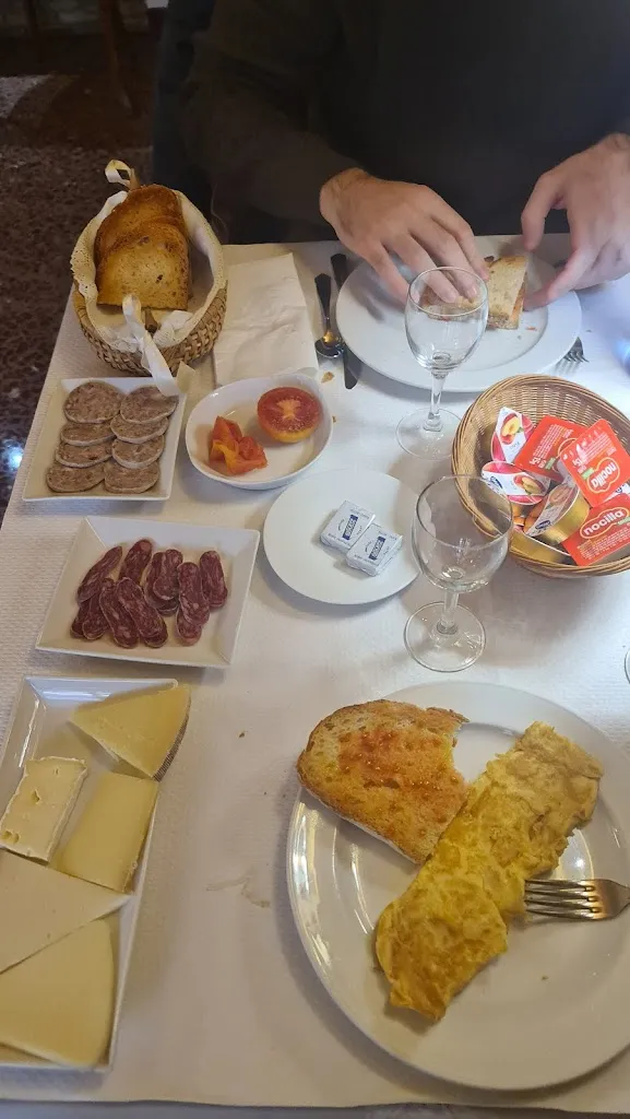 Cherry Villar_Els Puis Hotel Restaurant_Alt Àneu_recensione