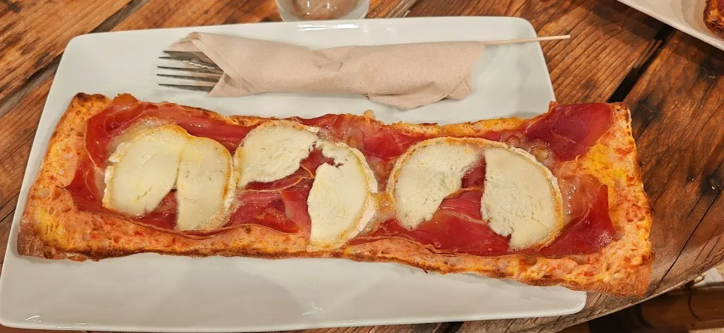 Eva B_Les Piscines de Bellcaire_Bellcaire dUrgell_review