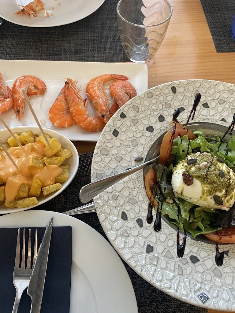 Paula Fernández Ichart_La Fontana_Bellpuig_review