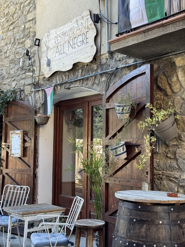 Restaurant All Negre_Baix Pallars_slider_image_2