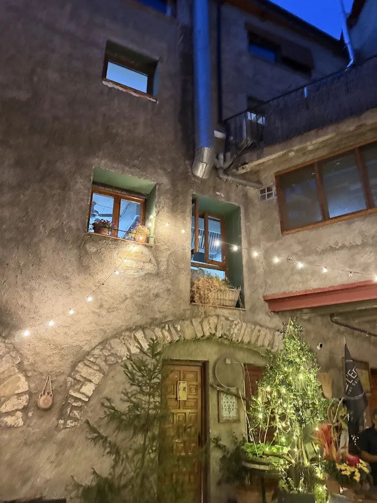 Vinicius Van Halst_L'Era del Salasse_Baix Pallars_review