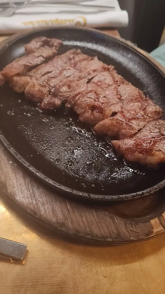 Viktória Hunyadi_Camarasa_Camarasa_review