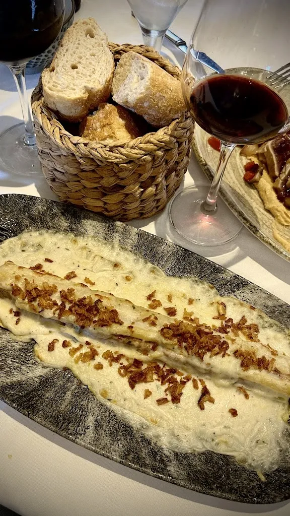 Khrystyna Horna_Cabana d'en Geli_Bassella_review