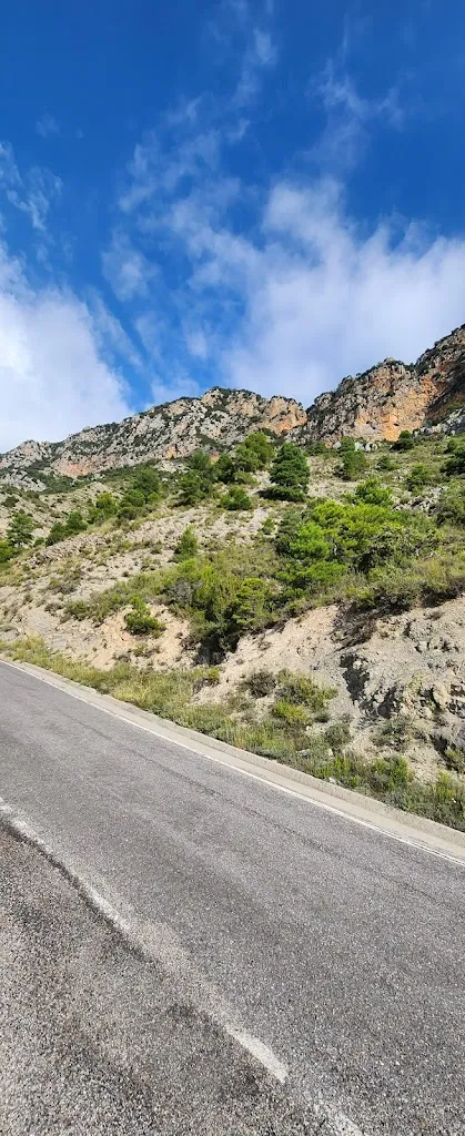 Izabela Rink_Cal Borda - Apartaments rurals i Restaurant_Bassella_review