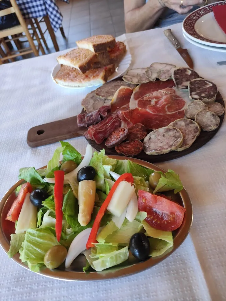 Cal Borda - Apartaments rurals i Restaurant_Bassella_slider_image_1