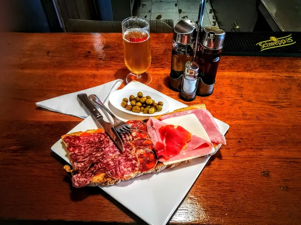 Menu_Camping Restaurant Entrellacs_Bassella_image_1