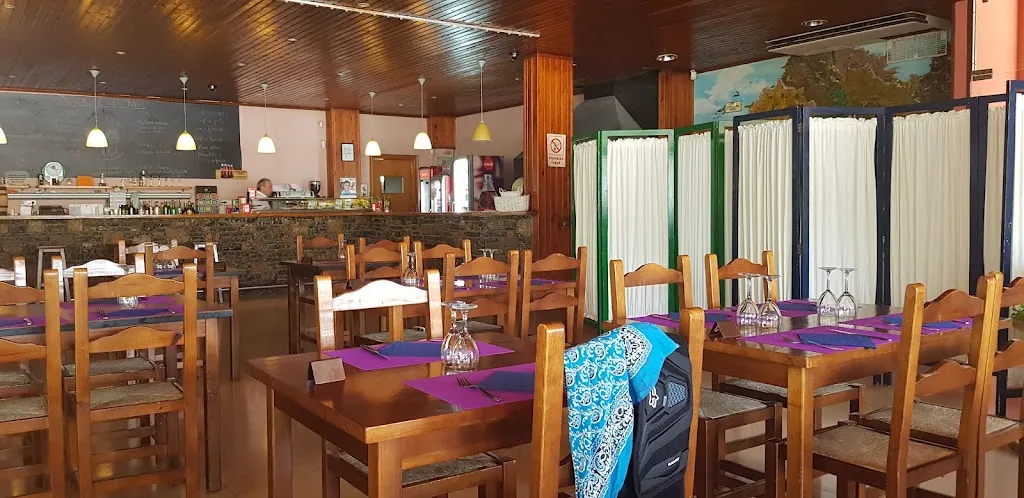 Vieri Orzalesi_Camping Restaurant Entrellacs_Bassella_review