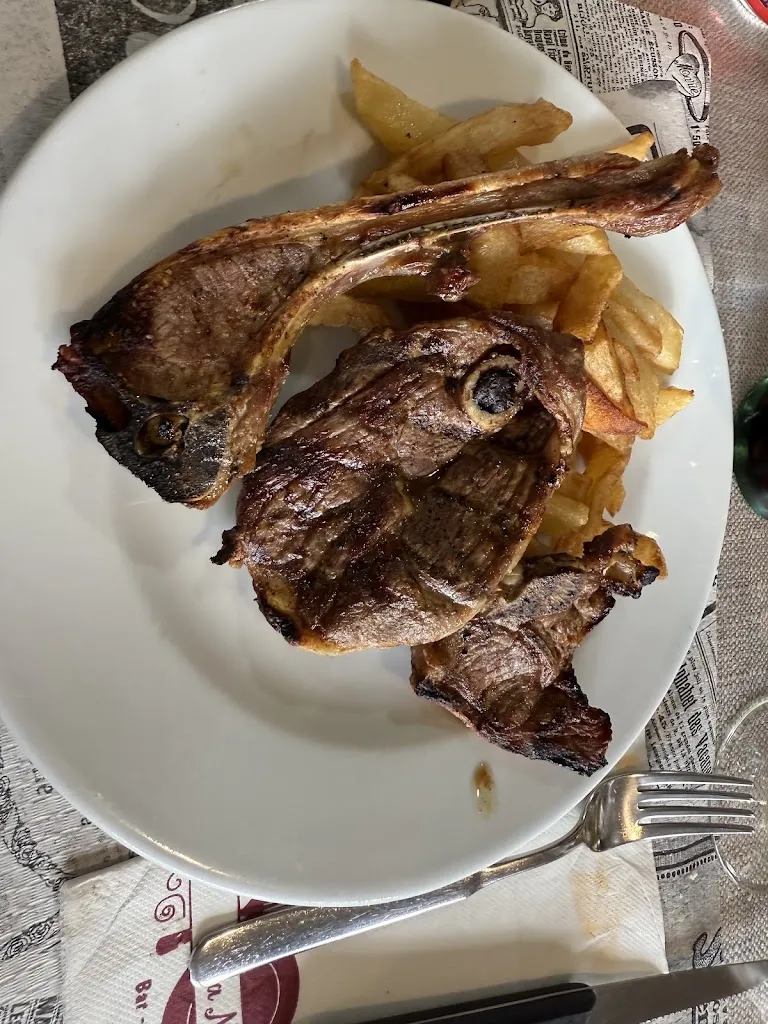 manu lolo_Ca La Marisol_Bassella_review