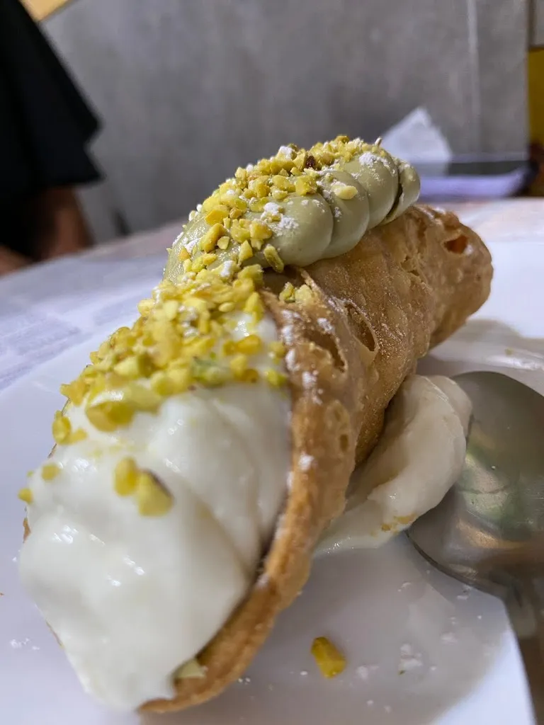 Miseria E Nobiltá Oliana_Bassella_slider_image_3