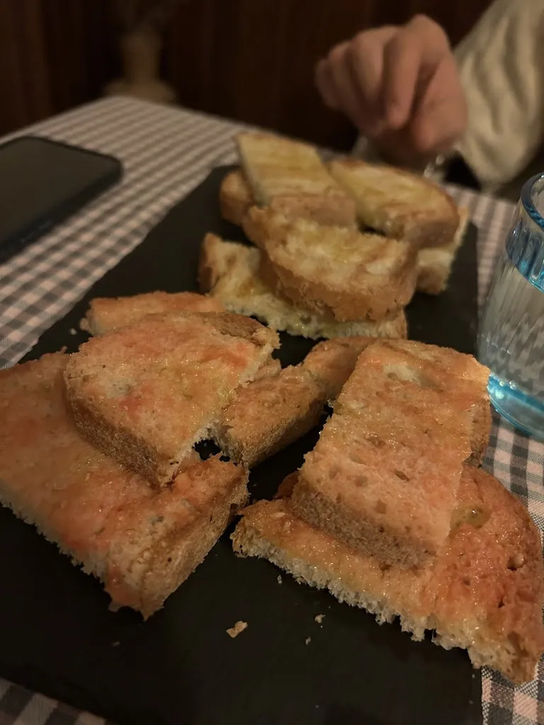 marta garcia martinez_Casino de Peramola_Bassella_recensione