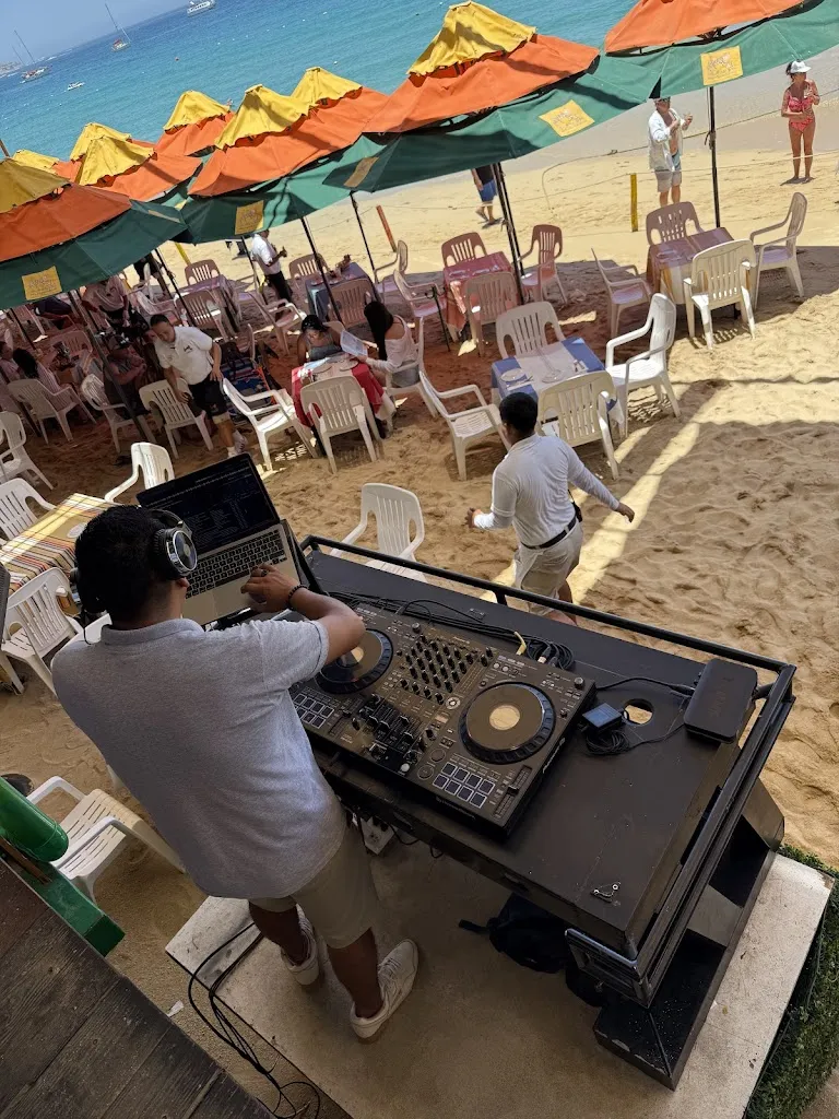 Gary Alderete_Mango Deck_Cabó_review