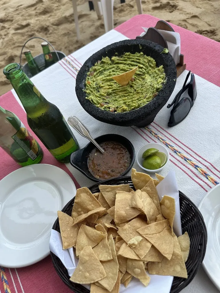 Talia Michaelis_Mango Deck_Cabó_review