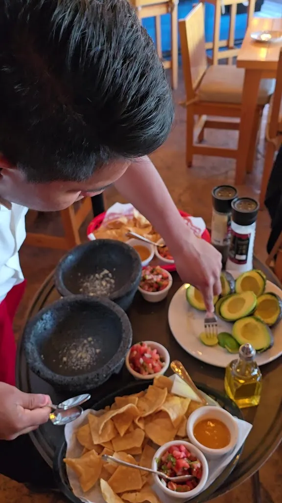 Captain Tony's_Cabó_slider_image_2