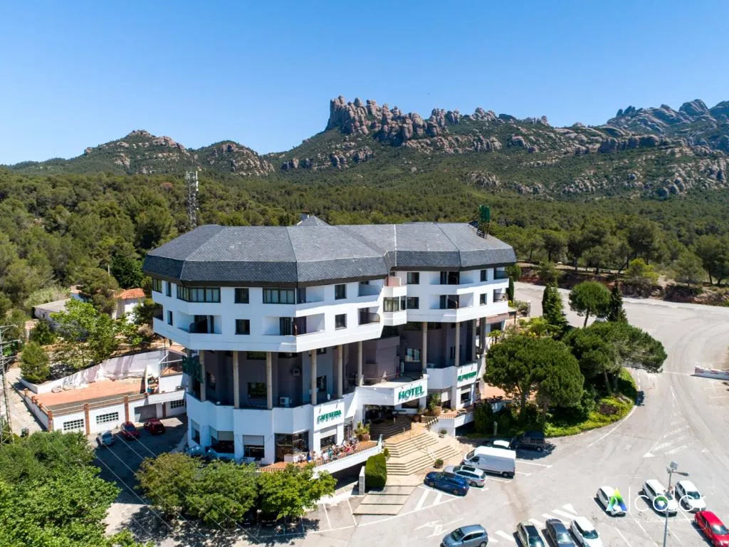 Hotel Bruc_Castellar de la Ribera_slider_image_1