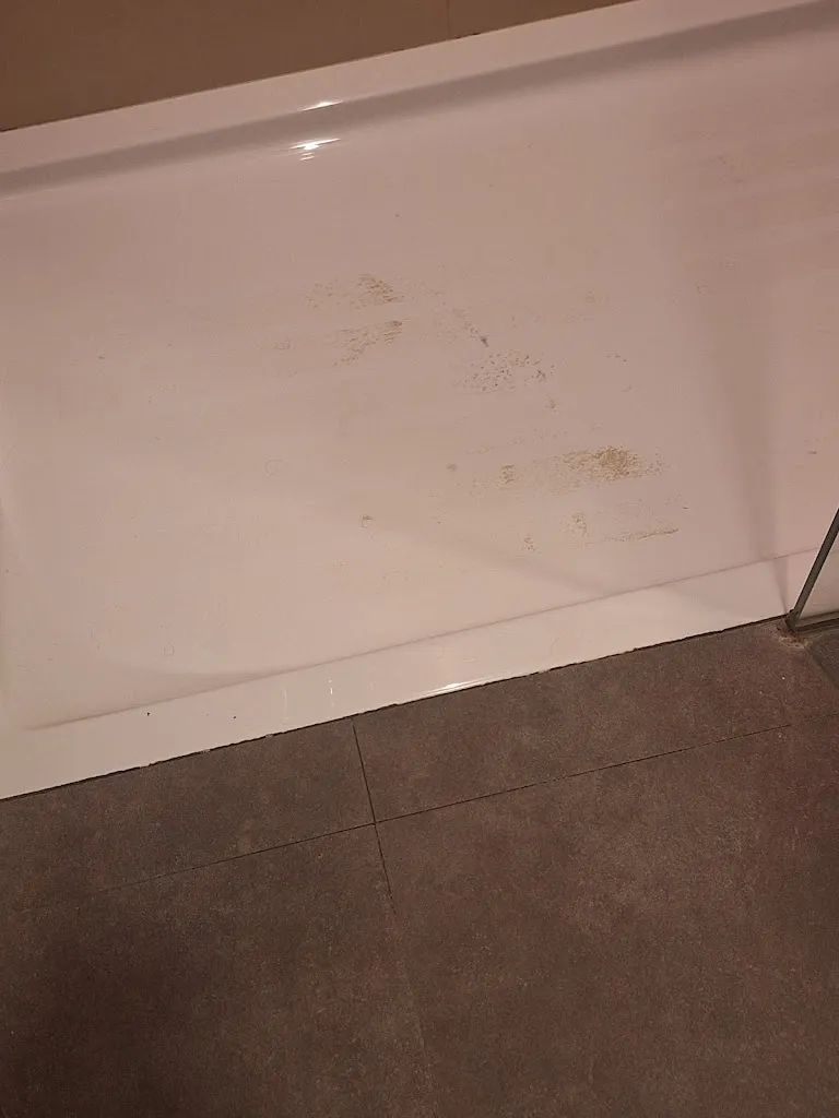 Eli Vanberg _Hotel Checkin Montserrat_Castellar de la Ribera_review