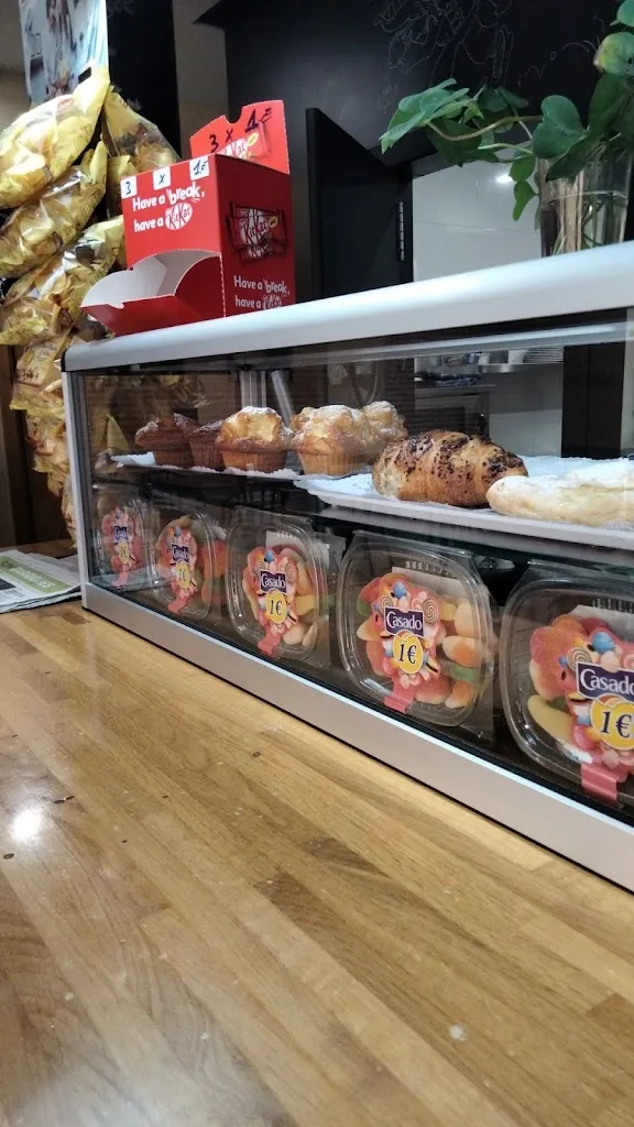 Lademmel “Lademmel foto”_Bar Kanandreu_Borges Blanques Les_review