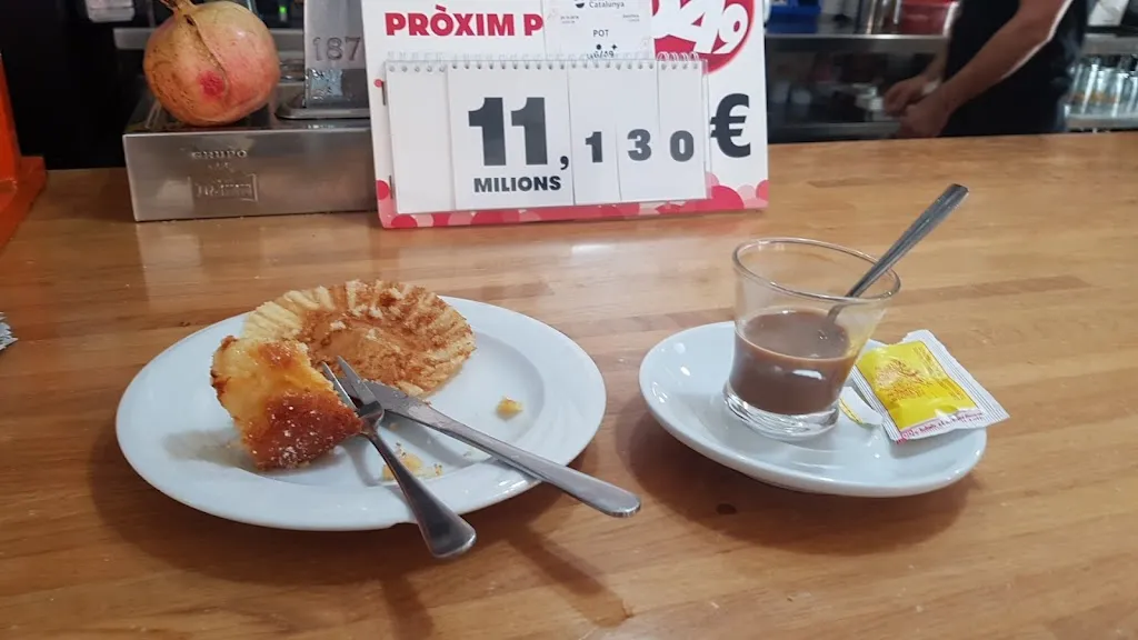 sergio de la Osa_Bar Kanandreu_Borges Blanques Les_review