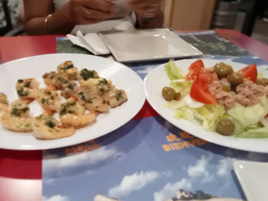 Patrick Moya_Bar Mil Feliz_Borges Blanques Les_review