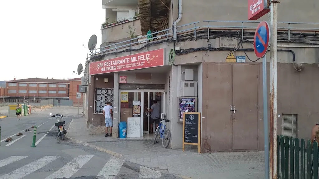 Bar Mil Feliz restaurant in Borges Blanques Les