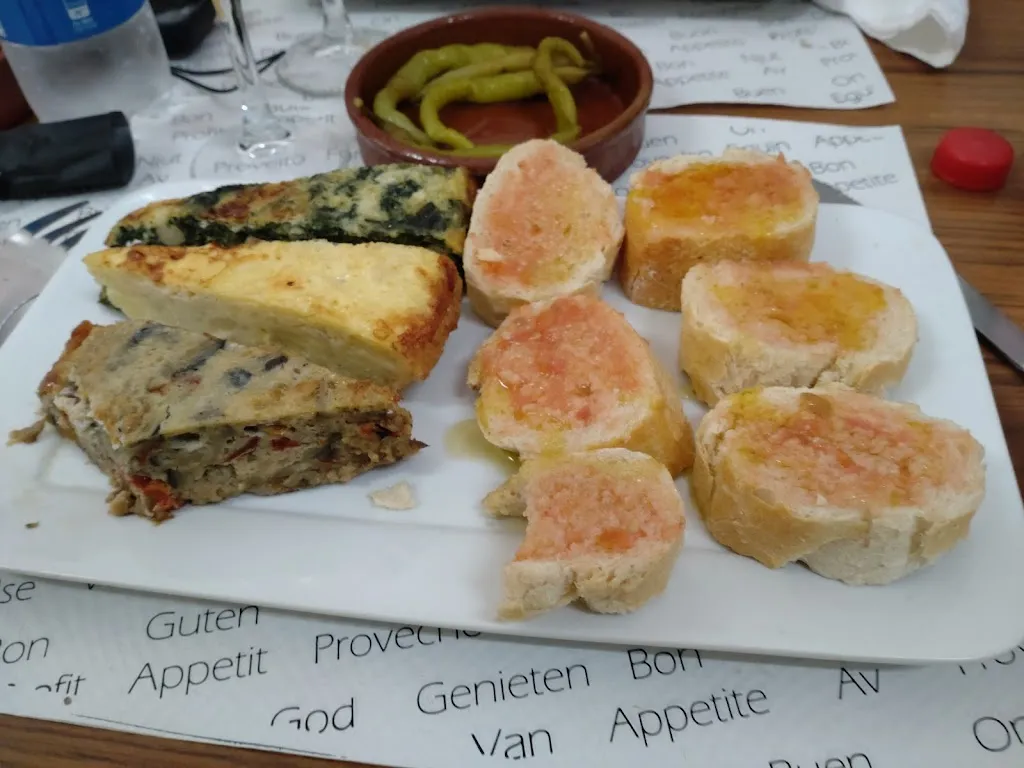 BAR CAFÉ DE EUROPA_Castelldans_slider_image_3