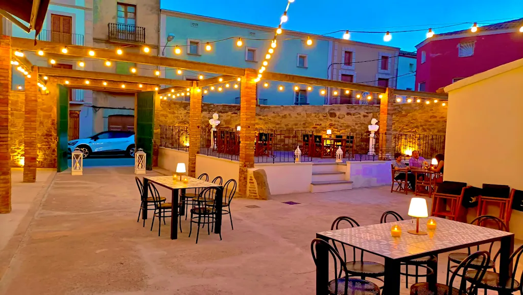 Bar dels Àngels restaurant in Castellserà