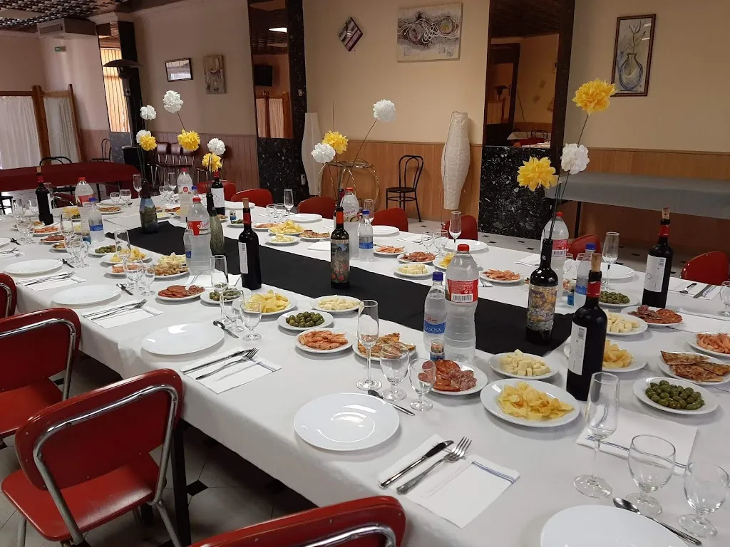 LA FONDA RESTAURANT I CATERING restaurant in Castellserà