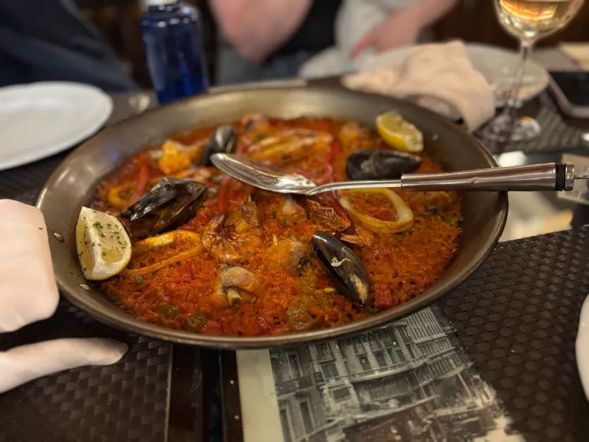 Tom Ariel_Cava de Illán Sidrería_Cava_review