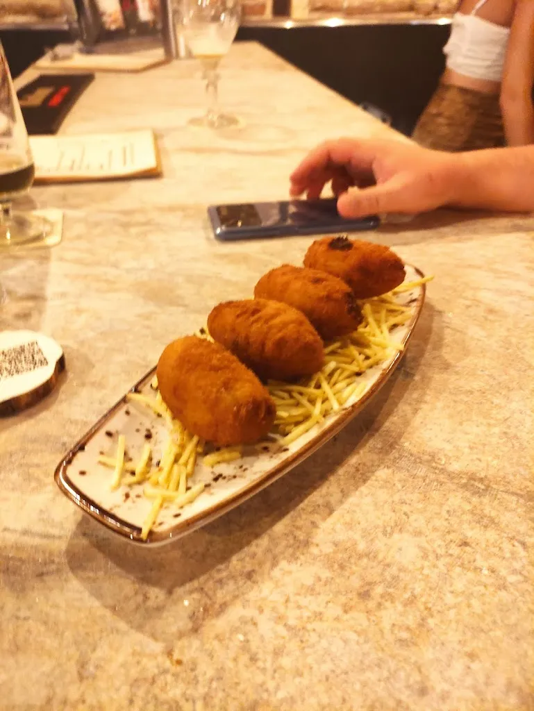 Menu_Taberna LA CAVA_Cava_image_5