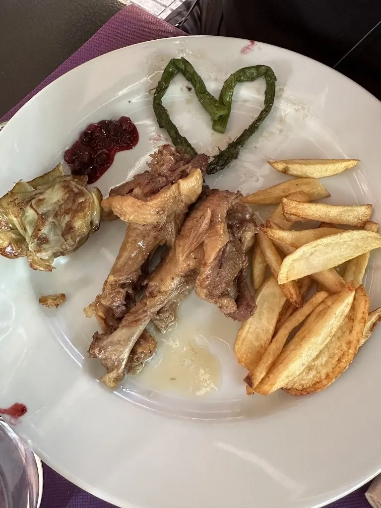 Doç e Salat Restaurant_Bossòst_slider_image_3