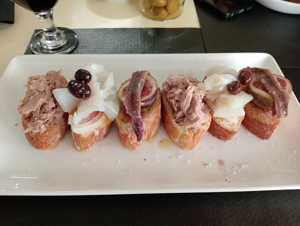 cristina campos_Bar Centre Recreatiu_Cogul El_review